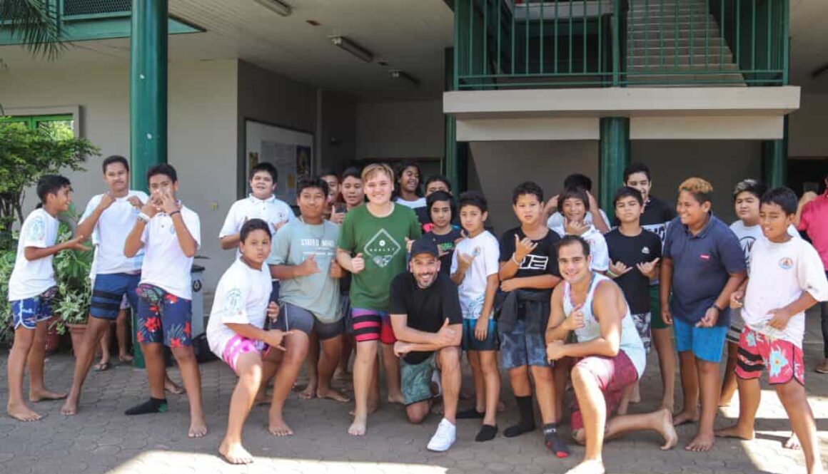 Farid CHAMEKH et le groupe de ori tahiti avec Tamatea Farid CHAMEKH et le groupe de ori tahiti avec Tamatea